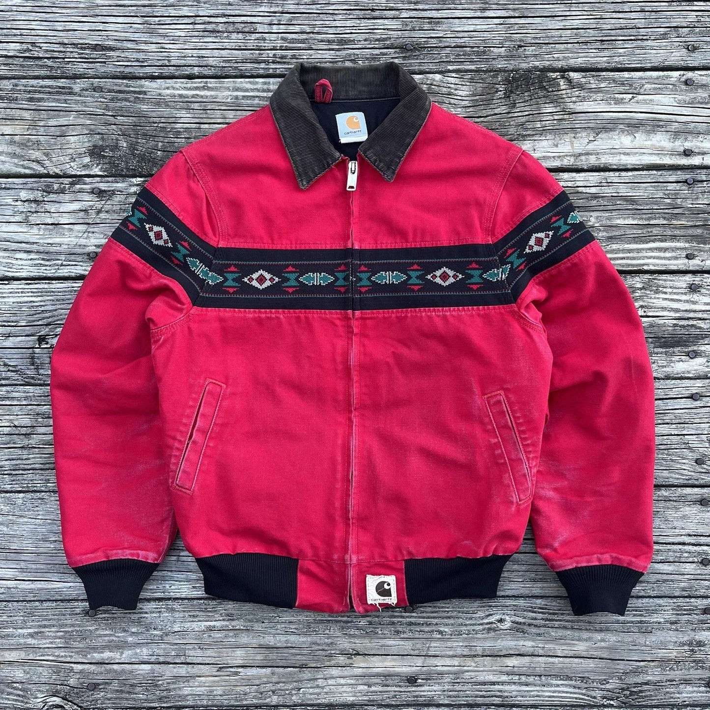 vintage 90’s carhartt j77 red aztec santa fe jacket in red size medium